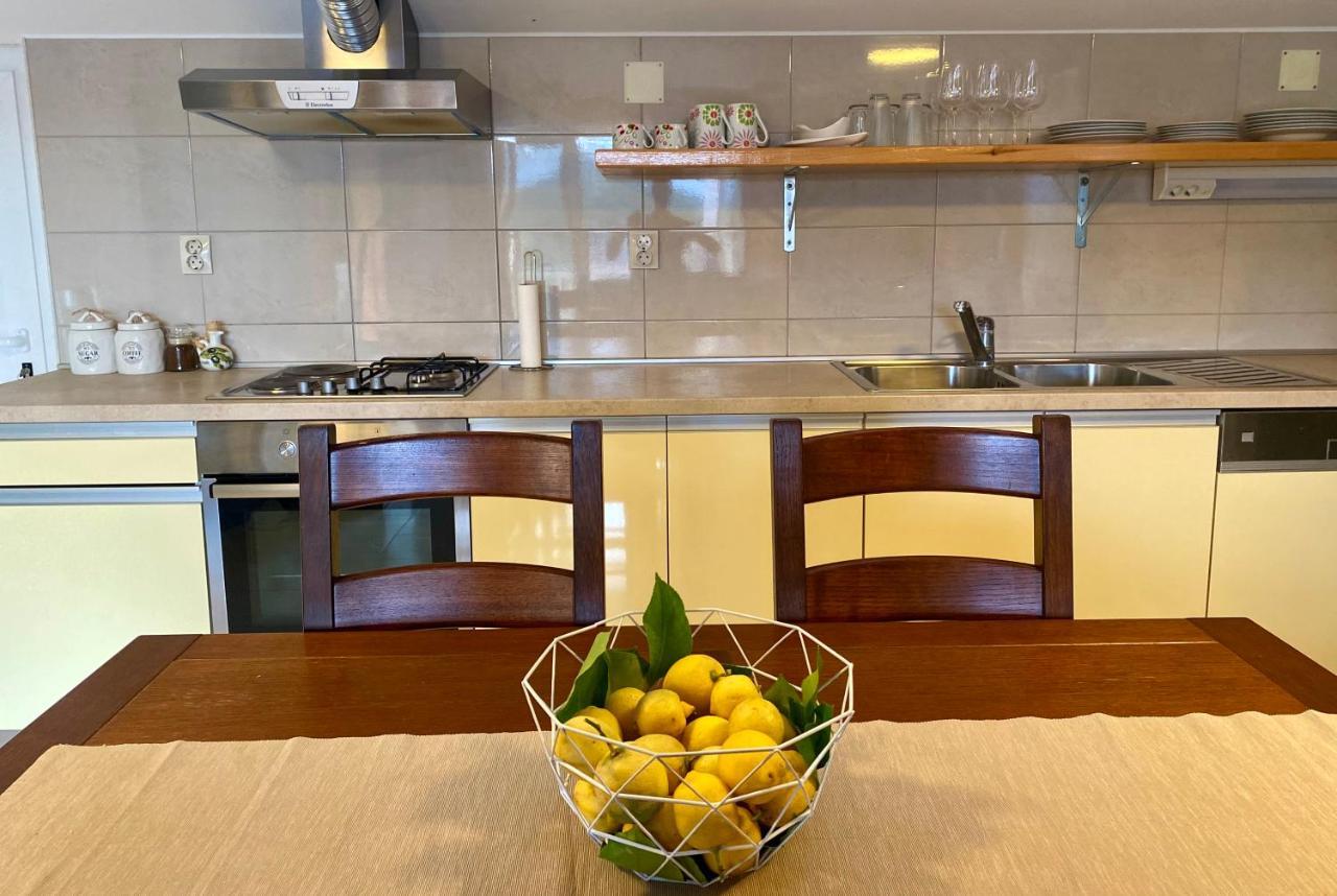 Apartmani Luka Zrnovo المظهر الخارجي الصورة